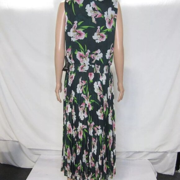 NEW WHITE HOUSE BLACK MARKET Womens Sleevless V-Neck Smocked Midi Dress Size 12 - Picture 3 of 10